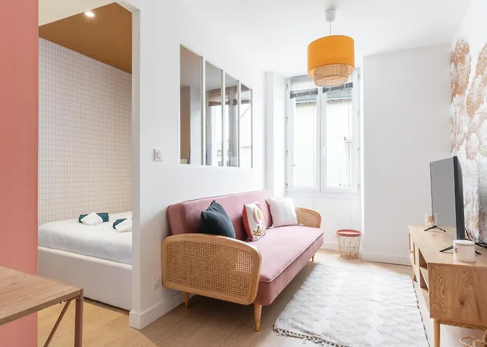 Elegant Proche Tramway & Centre-ville